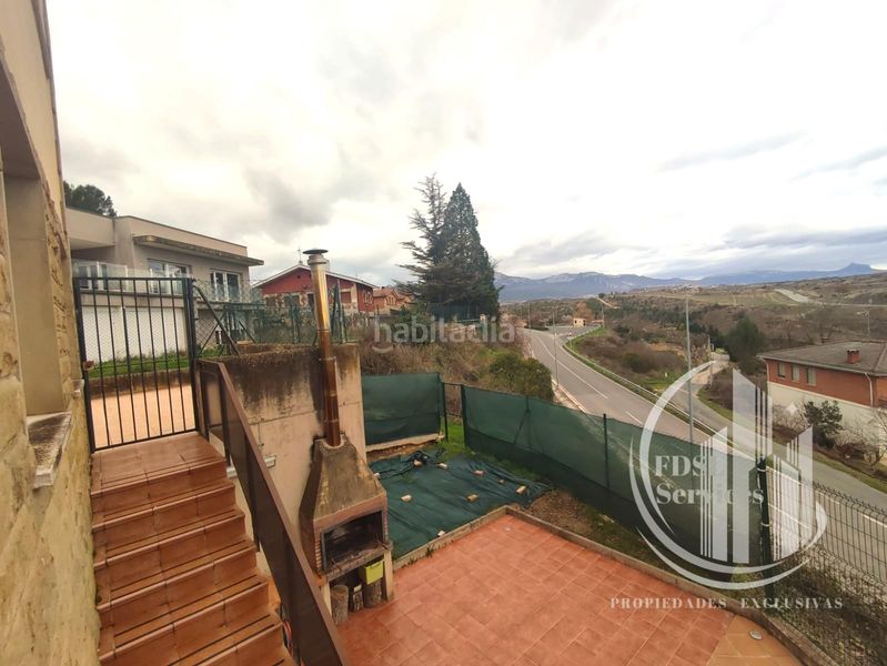 Foto e2380774-4837-4b6c-af25-386be9d664e2. Casa aparellada amb xemeneia calefacció aparcament a Elciego