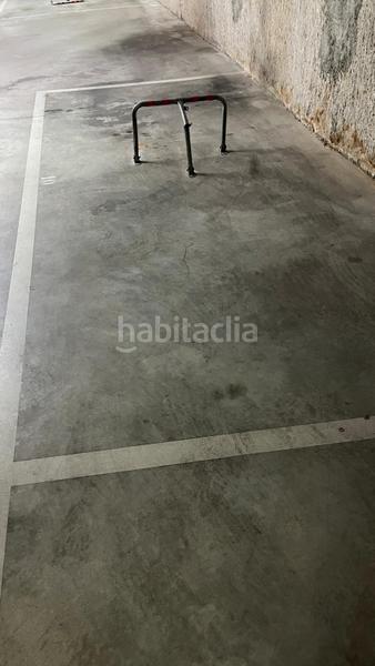 Foto b876ee7b-9e11-4e8a-abd6-fff6c55b7a85. Alquiler parking coche en carrer de sant felip 74 pk zona céntrica en Masnou (El)