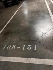 Miete Autoparkplatz in Carrer de sant adrià 53. Plaza de pk doble para coche y moto