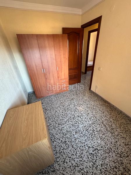 Foto ac3890c8-ef8f-43f4-bda5-6ab0ae3e1fc5. Pis a Parque Ayala - Jardín de la Abadía - Huelín Málaga