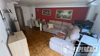 Etagenwohnung in Hospital - Plaza del Real