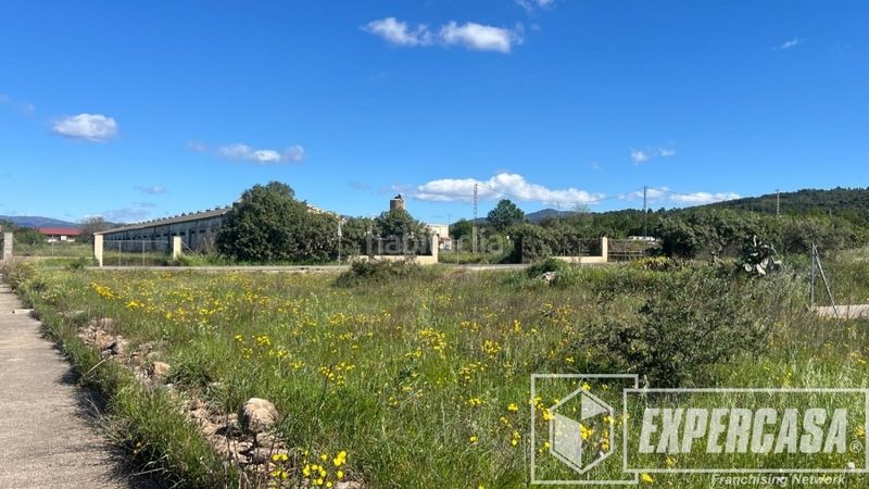 Foto 4f332d6f-02c3-4318-8f10-e2197ba92483. Terreny residencial a Vall d´Alba