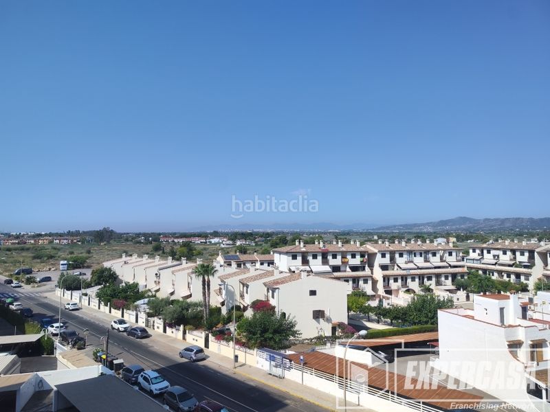 Foto d2c4aa34-c0d5-4f31-85f4-7bd7fc1217d8. Apartamento en La Curva Benicasim / Benicàssim
