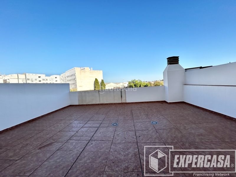 Foto 8f0eb380-f77f-40e7-91d1-28e21d152250. Piso en Onda