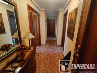 Flat in Plaza Donoso Cortés - Avenida Magdalena