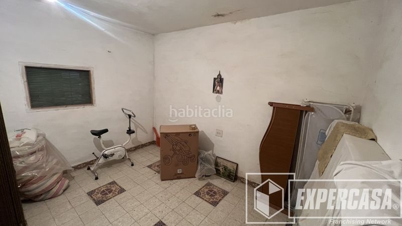 Foto 8060b3c6-352b-49b5-95ae-5cb04ab64852. Masia a Alcora (l´)