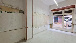Lloguer Local Comercial a Carrer mare de déu del carmel 6. Fantástico local comercial a pie de calle
