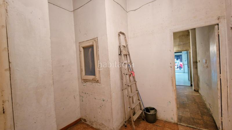 Foto d01ac7bd-35ea-4cb7-aee3-c065562a8428. Location local commercial dans carrer mare de déu del carmel 6 dans Barcelona