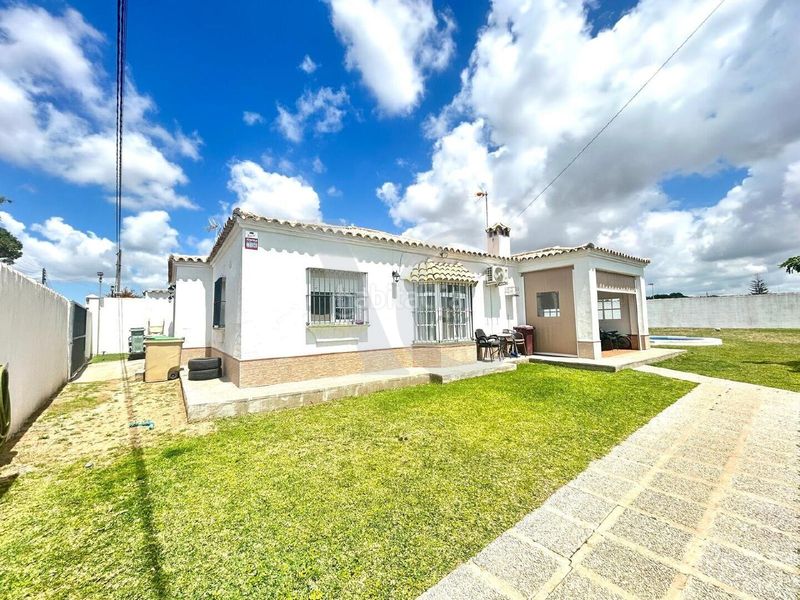 Foto 155c5ca4-2b27-4629-8ab0-86f2365837d0. Xalet a Los Franceses - La Vega Chiclana de la Frontera