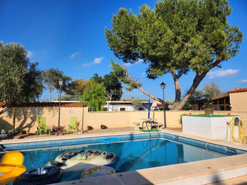 Foto 1386b6d3-9846-4c3e-aab7-31a0f0c94e08. Xalet amb calefacció aparcament piscina a Torrellano Elche / Elx