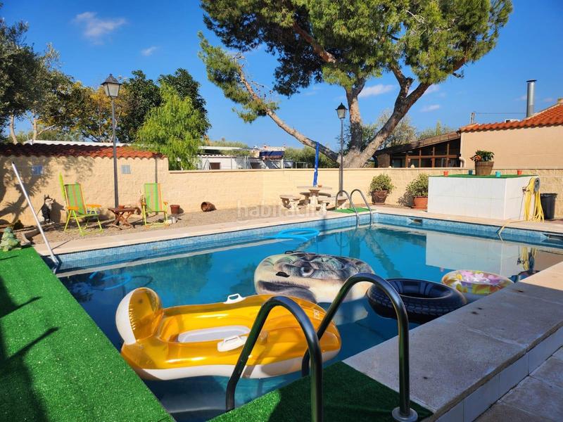 Foto 55bd306e-b8f9-4139-9a1a-67ad08fcf730. Xalet amb calefacció aparcament piscina a Torrellano Elche / Elx