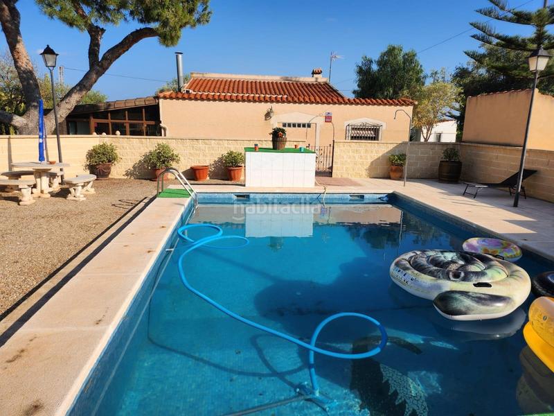 Foto 8f10478d-03cc-4d0e-97a7-915fad97173e. Xalet amb calefacció aparcament piscina a Torrellano Elche / Elx