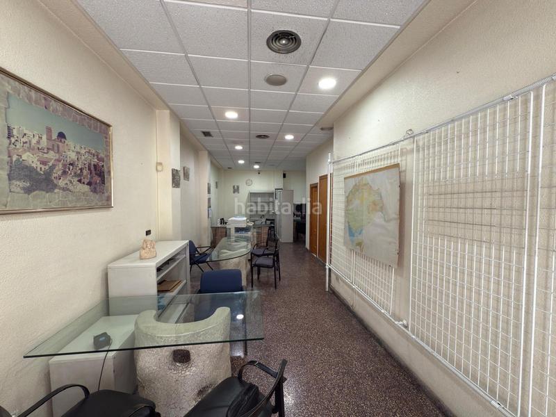 Foto c172047d-82c5-4859-a4f0-b648127a468f. Lloguer local comercial a Reina Victoria - Miguel Hernández Elche / Elx