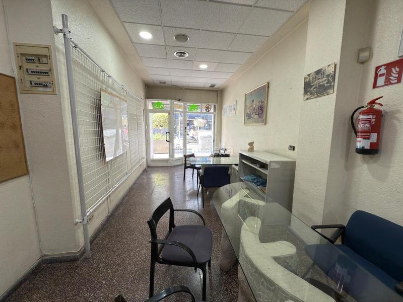 Foto 3c5404c2-6911-4354-b8d1-cab72f7a96f9. Rent business premise in Reina Victoria - Miguel Hernández Elche / Elx