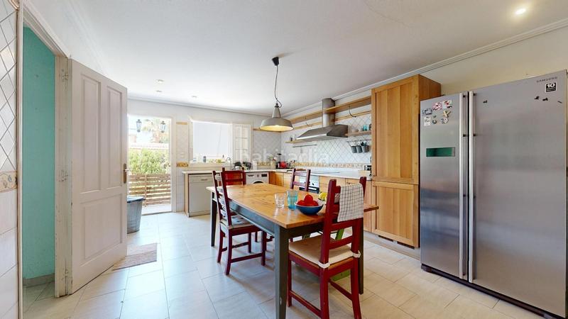 Foto ce1b01aa-8d5c-47fe-bc8c-214a1b7f740f. Chalet con parcheggio piscina in Peña de las Águilas Elche / Elx