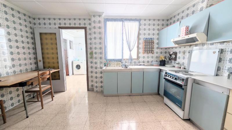 Foto 2fec6540-68f5-43cd-abc8-3ff0635820fb. Pis a Plaza Crevillente - Antiguos Juzgados - El Asilo Elche / Elx