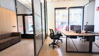 Locale commerciale in Reina Victoria - Miguel Hernández. Oportunidad unica! local en venta en zona pisos azules  totalmen