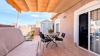 Àtic a Camí dels Magros - Casablanca. Atico con terraza de mas de 20 m2, tres dormitorios, gran salón