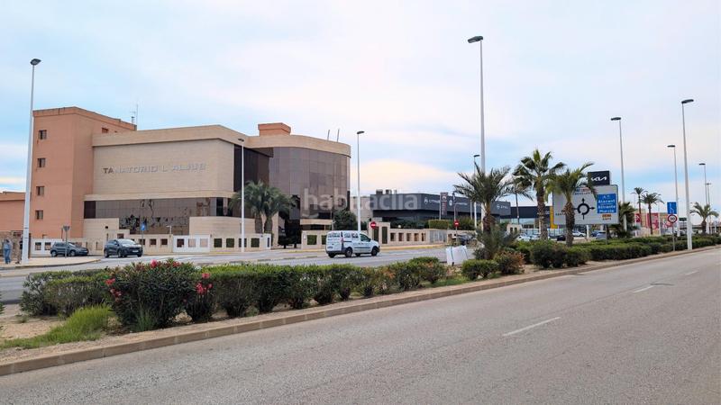 Foto a73b7c15-d3f8-458f-8c1f-5df23b591cf2. Rent business premise in Carrús Oeste Elche / Elx