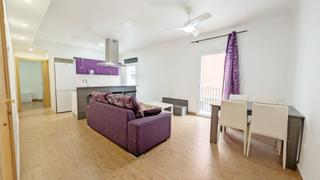 Location Appartement à Carrús Oeste. Completamente reformado, exterior y con aire acondicionado