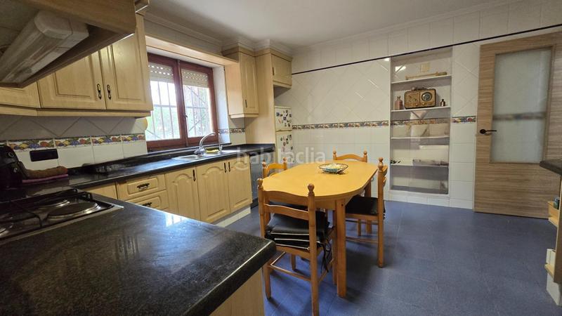 Foto 1bd082c2-b6f9-44b2-98e5-a4245e470ce6. Chalet mit parking in Alzabares Elche / Elx