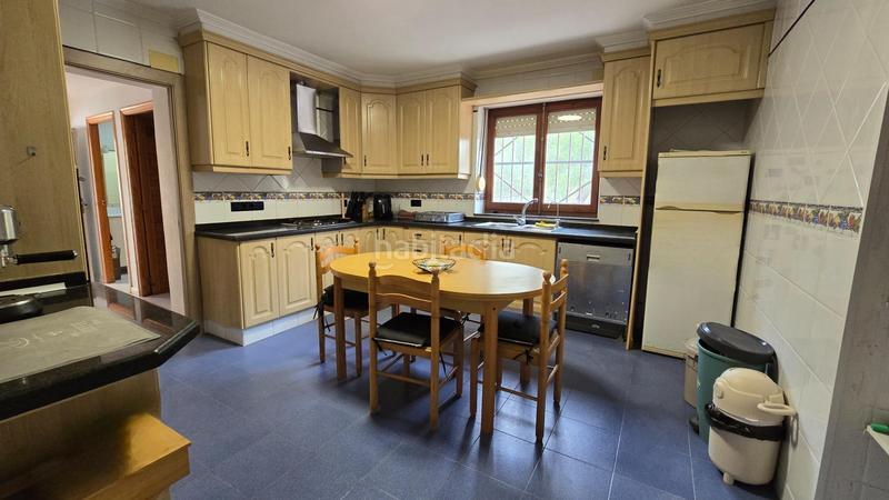 Foto b2bb44fa-39ac-43e4-86b4-a95a4a7b5301. Chalet mit parking in Alzabares Elche / Elx