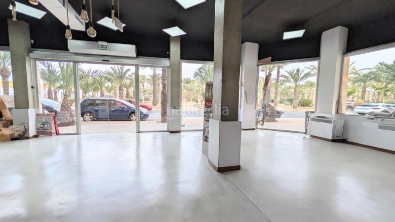 Foto 66c0f659-d0c3-497f-9e72-1085d7e07cde. Alquiler local comercial  de esquina en Altabix alquiler con excelentes acabados en Elche / Elx