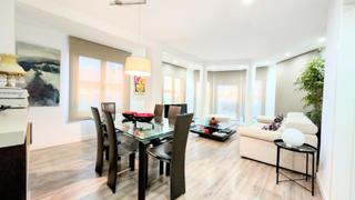 Appartamento in Reina Victoria - Miguel Hernández. Piso seminuevo en venta  céntrico, exterior y amueblado junto pu