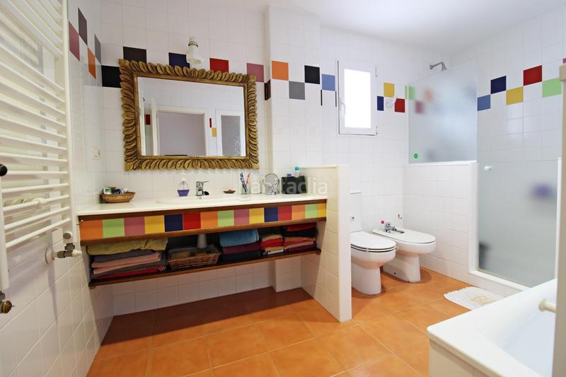 Foto 6789509b-6917-4c51-898b-0dfaeadeed6d. Casa bungalow de esquina en zona kelme en Ciutat Universitària Elche / Elx