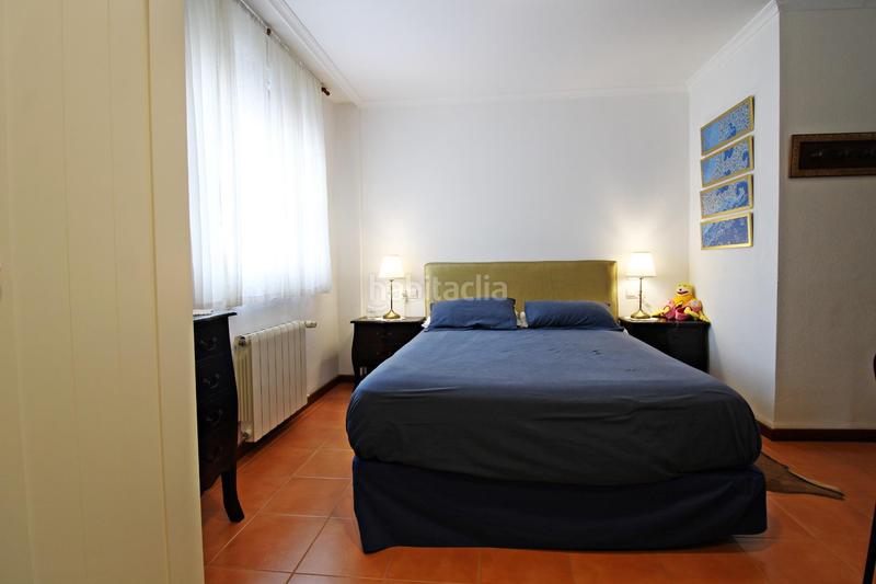 Foto af197473-f293-42b1-a7a1-8bdd80ceb2c0. Casa bungalow de esquina en zona kelme en Ciutat Universitària Elche / Elx