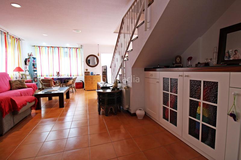 Foto e4f9c8e3-ef44-428d-81bd-3d38b4ed09a8. Casa bungalow de esquina en zona kelme en Ciutat Universitària Elche / Elx