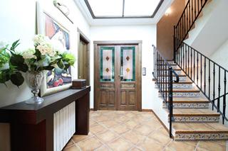 Casa adossada a Pont Nou - Corazón de Jesús. Tu chalet dentro de la ciudad, no te faltara ni un detalle.