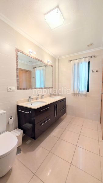 Foto 0b4ff39c-9b6c-4748-abb5-b931ab6e7784. Location chalet avec chauffage parking piscine dans Santa Pola