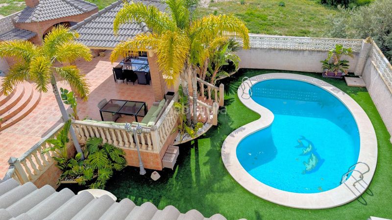 Foto 50846035-f884-4daa-be2c-fe8edc18803b. Xalet amb aparcament piscina a Jubalcoi Elche / Elx