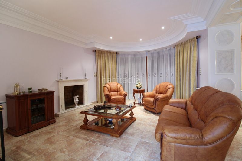 Foto b4814645-5791-4586-9012-546ac5290b10. Chalet elegante y clásica. simplemente asombrosa!! en Elche / Elx