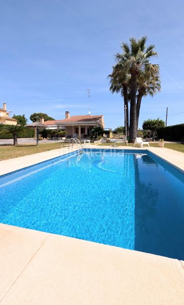 Foto d6371ccb-691d-4b73-9672-e79c64ab472c. Xalet amb aparcament piscina a Noroeste Santa Pola