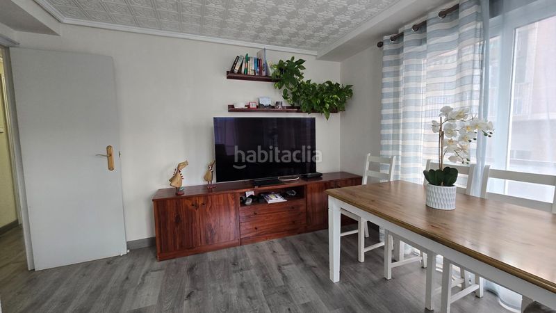 Foto 5a4bbf8e-2b55-457d-9429-991316a61e57. Apartament a Playa Levante Santa Pola