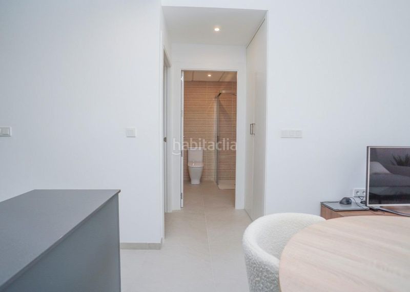 Foto 5359fca5-6544-4b3c-b4af-bddd5c4c8e74. Apartament amb calefacció aparcament piscina a Torreblanca Torrevieja