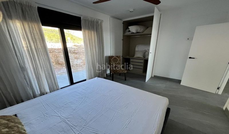 Foto 0229d6f3-6c1d-492b-ab29-96c893a5eef2. Casa aparellada amb calefacció aparcament piscina a Polop