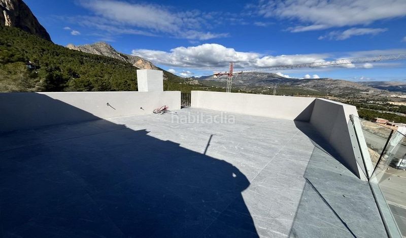 Foto 58a30b8b-30c3-4aac-a3ae-761dacbb5fe8. Casa aparellada amb calefacció aparcament piscina a Polop
