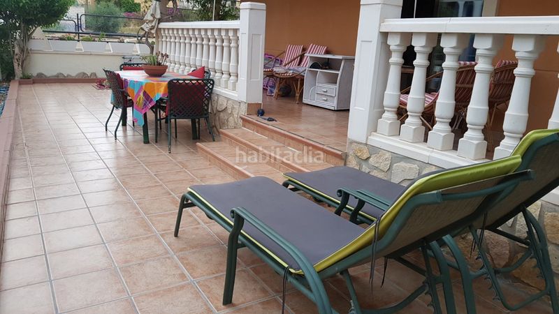 Foto f450a540-65d5-4e87-b8ab-63bcbdcd007e. Casa amb calefacció aparcament piscina a Calas Santiago Bernabeu Santa Pola