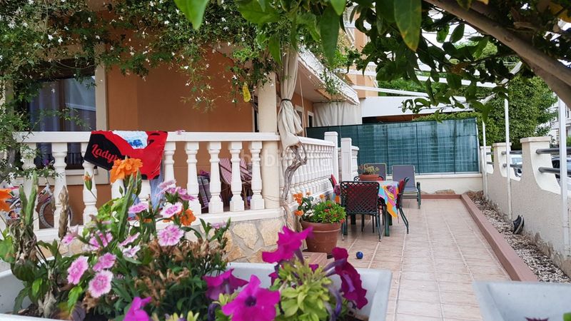 Foto ffdf2ae2-0c59-4ad3-bf04-fa7744c824ae. Casa amb calefacció aparcament piscina a Calas Santiago Bernabeu Santa Pola