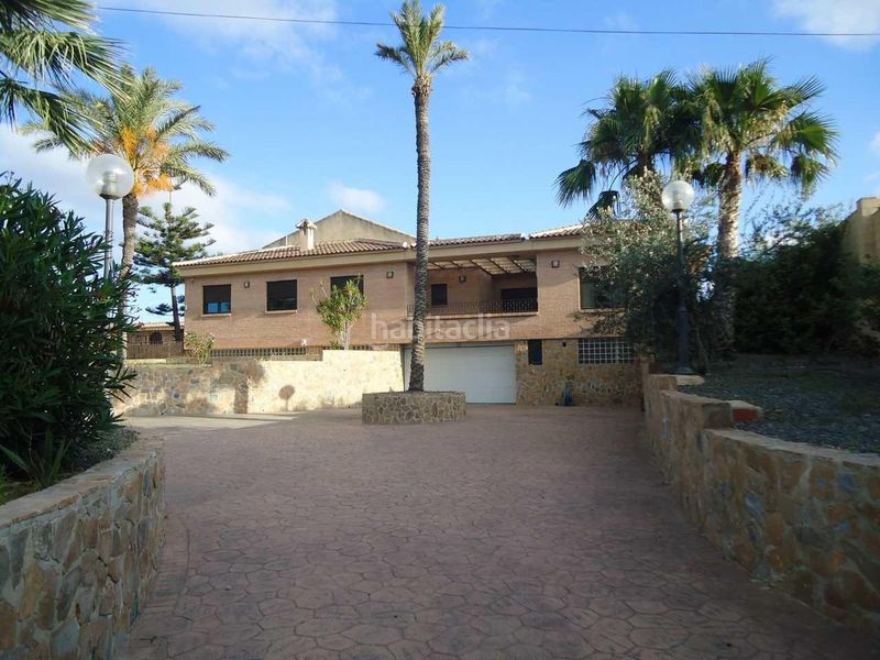 Foto b8801194-37f0-4ea4-93a9-4133df03ff10. Xalet amb calefacció aparcament piscina a Pla de la Vallonga Alicante