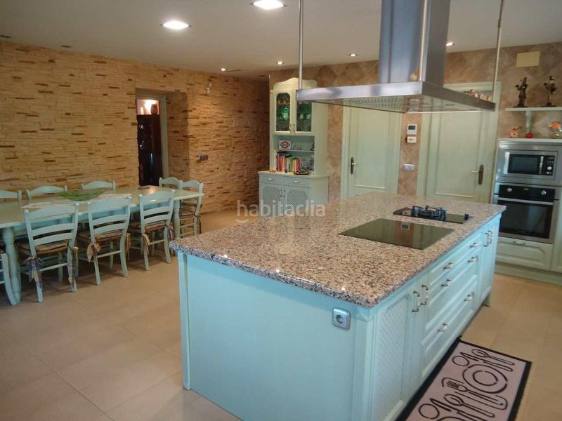 Foto e78206c3-a8a6-430f-984d-4c8409376ab2. Xalet amb calefacció aparcament piscina a Pla de la Vallonga Alicante
