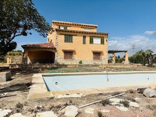 Chalet in Santa Faz. Chalet  en alicante  con 600 metros de vivienda