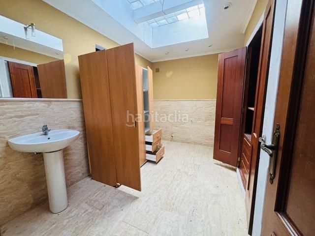 Foto a7f2ca9a-63f2-4ca9-8957-d9bd74342559. Xalet amb aparcament piscina a Santa Faz Alicante