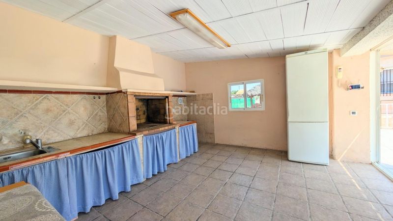 Foto 5dd88d11-dd8f-42db-ba3f-5d23e00f2632. Xalet amb calefacció aparcament piscina a Jubalcoi Elche / Elx