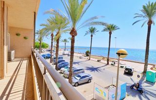 Affitto Appartamento in Calas Santiago Bernabeu. Primera línea, gran espacio y vistas increíbles en santa pola!