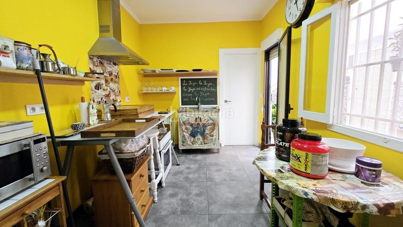 Foto ac0e3275-a2d7-4554-8423-58237fb080b7. Planta baixa a Centro Santa Pola