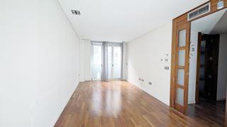 Pis a Plaza Crevillente - Antiguos Juzgados - El Asilo. Viviendas exclusivas en calle santa ana, junto al puente de la v